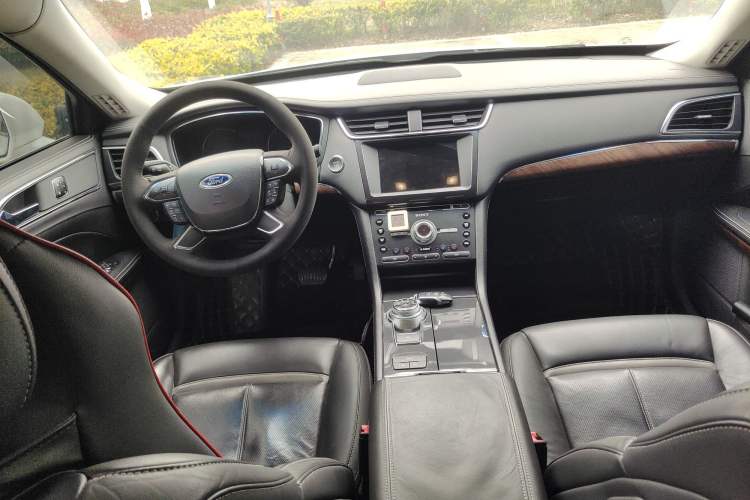 Used Ford Taurus 2015 EcoBoost 245 Ultimate Model
