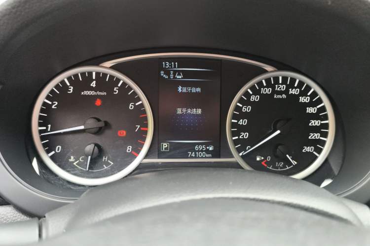 Used Nissan Tiida 2019 1.6L CVT Smart Drive Version China VI Standard