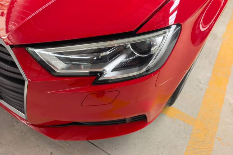 Used Audi A3 2018 30th Anniversary Edition Sportback 35 TFSI Ambition Model
