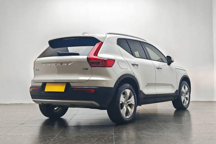 Used Volvo XC40 2022 T4 Four-Wheel Drive Smart & Stylish Edition
