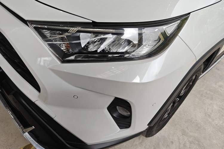 Used Toyota RAV4 2020 Dual-Engine 2.5L E-CVT 4x4 Elite PLUS Edition Left Front Headlight