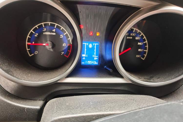 Used CHANGAN KAICHENG Ounuo S 2014 1.5L Elite Model Instrument Cluster