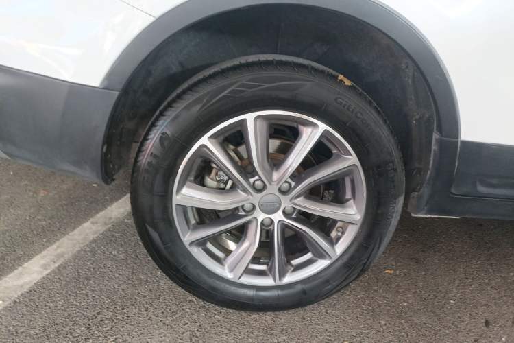 Used Geely Auto Emgrand X7 Sport 2021 Million Edition 1.8TD DCT Two-Wheel Drive Luxury Model
