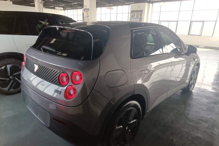 Used firefly firefly 2025 Illuminated Edition