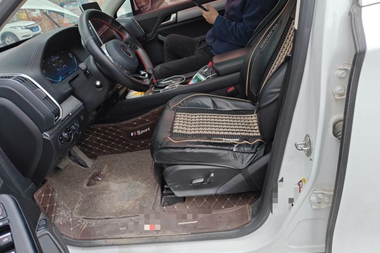 Used BYD Tang 2018 2.0T Automatic SmartConnect Prestige 7-Seater China V Standard Left Front Seat