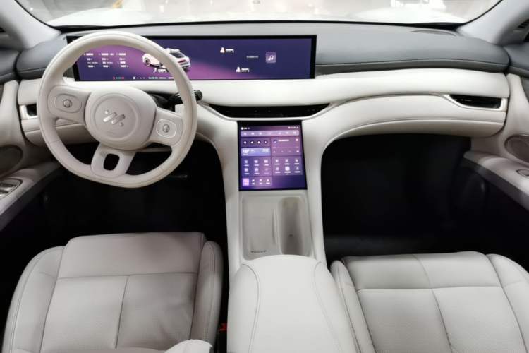 Used IM LS6 2025 Lingxi Intelligent Driving Edition Center Console