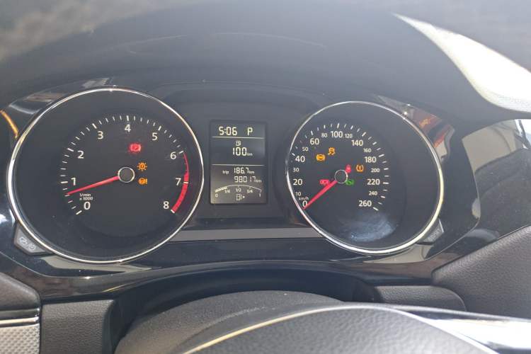 Used Volkswagen Sagitar 2015 1.6L Automatic Comfort Model