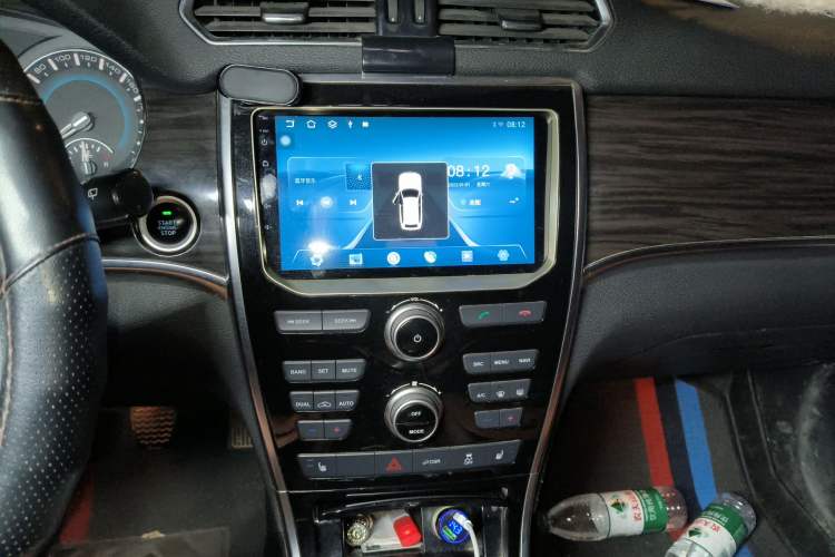 Used Haval H2 2016 Red-Label 1.5T Manual Two-Wheel Drive Luxury Model