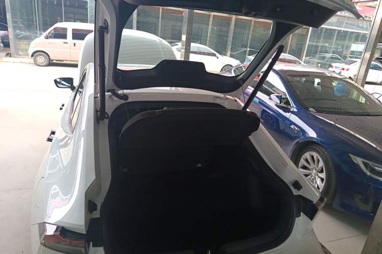 Used CHANGAN UNI-V iDD 2024 Blue Whale Smart Electric iDD 136km ZhiKu Model