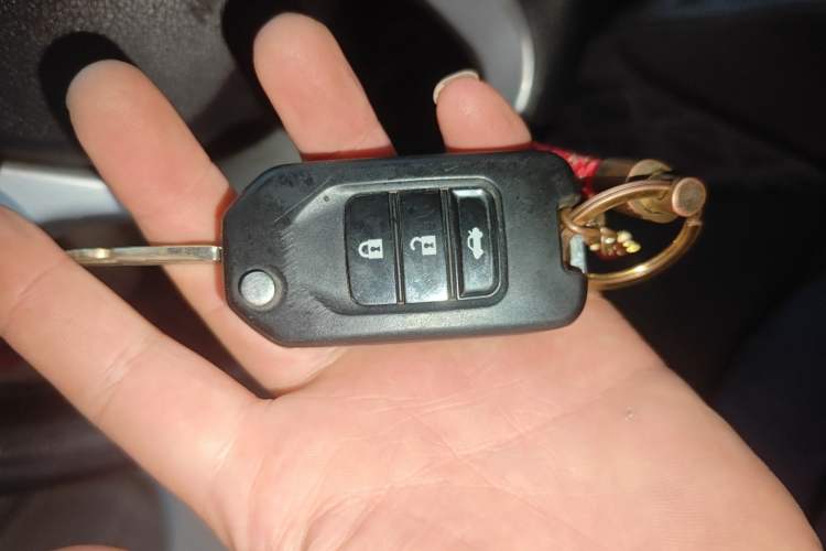 Used Hyundai Verna (older generation) 2014 1.4L Automatic Smart GLS