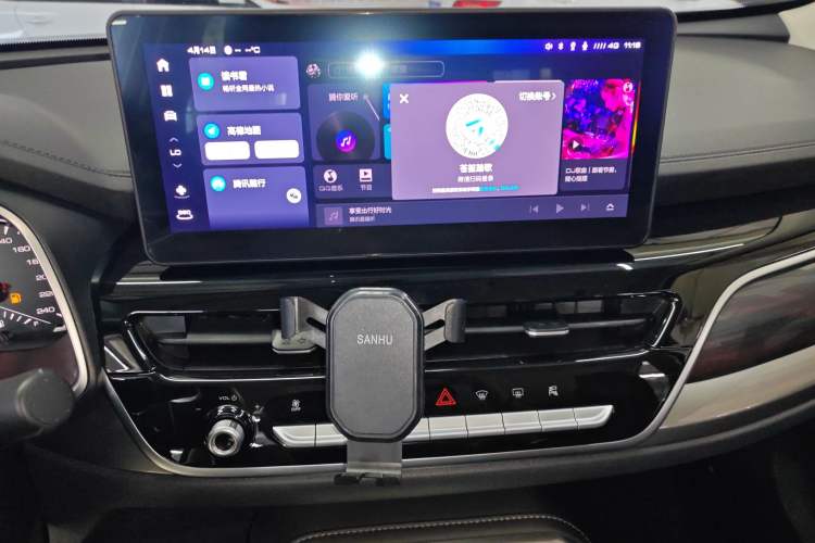 Used Haval H6 2023 National Trend Edition 1.5T Automatic Urban Version Audio And AC Panel