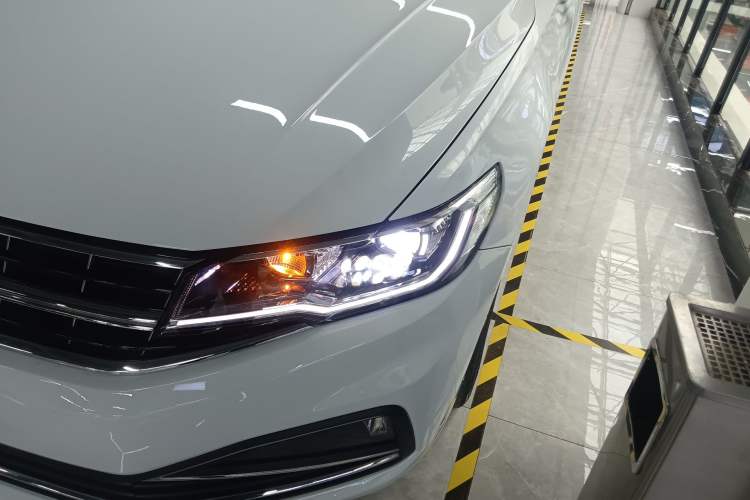 Used Volkswagen Bora 2021 1.5L Automatic Elite Smart Connect Edition Left Front Headlight