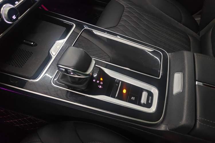 Used Hongqi HS5 2023 2.0T Qixiang Pro Edition