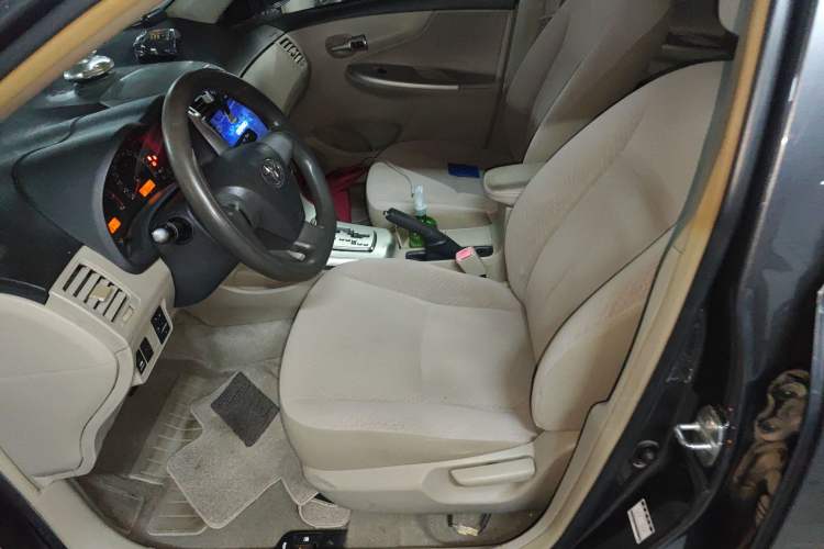 Used Toyota Corolla 2011 1.6L Automatic GL Sunroof Version