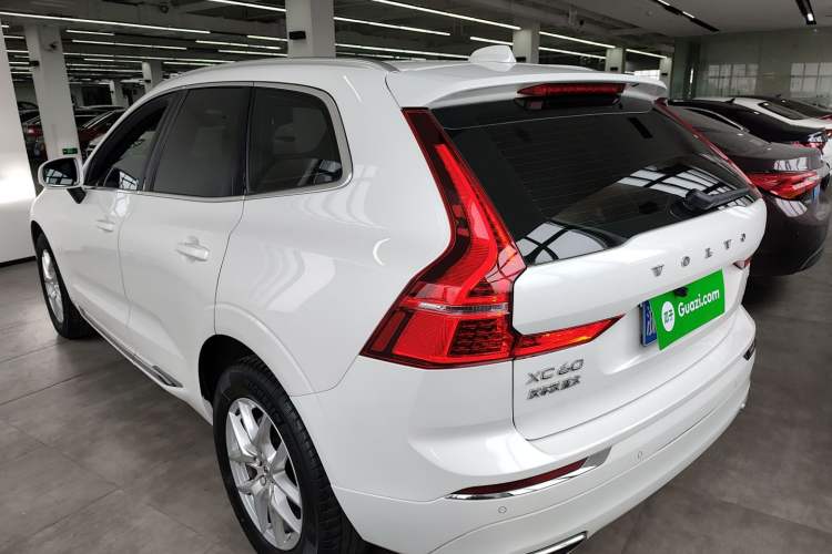 Used Volvo XC60 2021 T5 4x4 Smart Luxury Edition