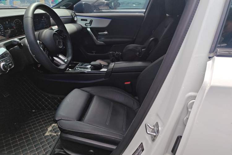 Used Mercedes-Benz A-AMG 2024 AMG A 35 L 4MATIC
