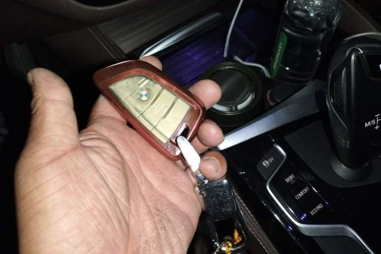 Used BMW 5 Series 2019 Facelifted 530Li Leading Edition Luxury Package
