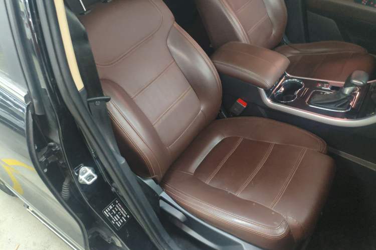 Used Yema T70 2017 T70S Sport Edition 1.8T CVT Flagship Model
