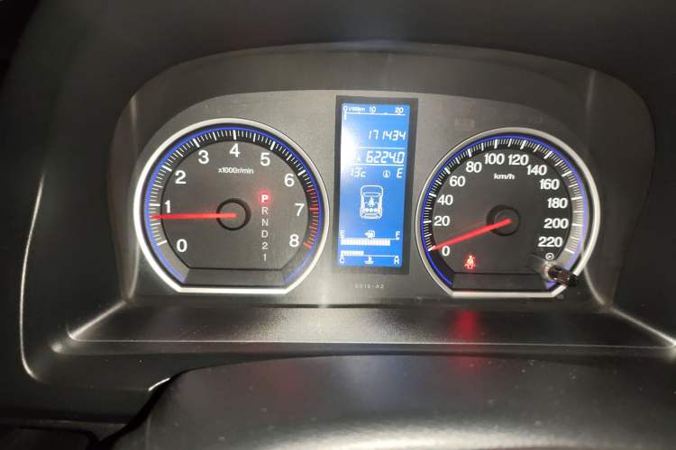 Used Honda CR-V 2010 2.4L automatic four-wheel drive luxury version Instrument Cluster