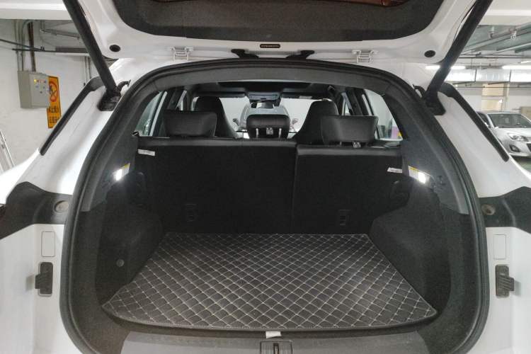 Used JETOUR Shanhai L6 2024 1.5TD DHT ULTRA