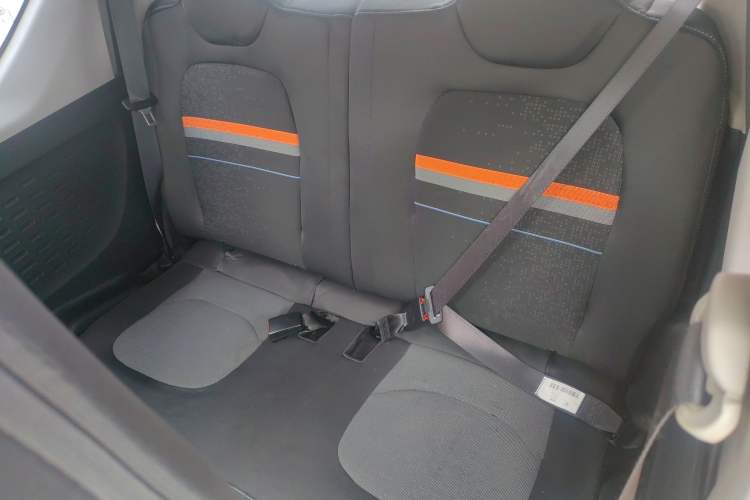 Used Wuling Hongguang MINIEV 2020 Freedom Version Lithium Iron Phosphate Left Rear Seat