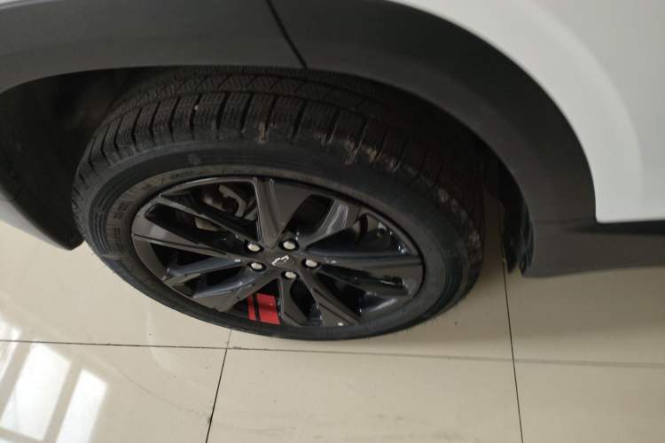 Used Chevrolet Trax 2021 Redline 335T CVT Top-Tier Model China VI Standard Right Rear Wheel Hub