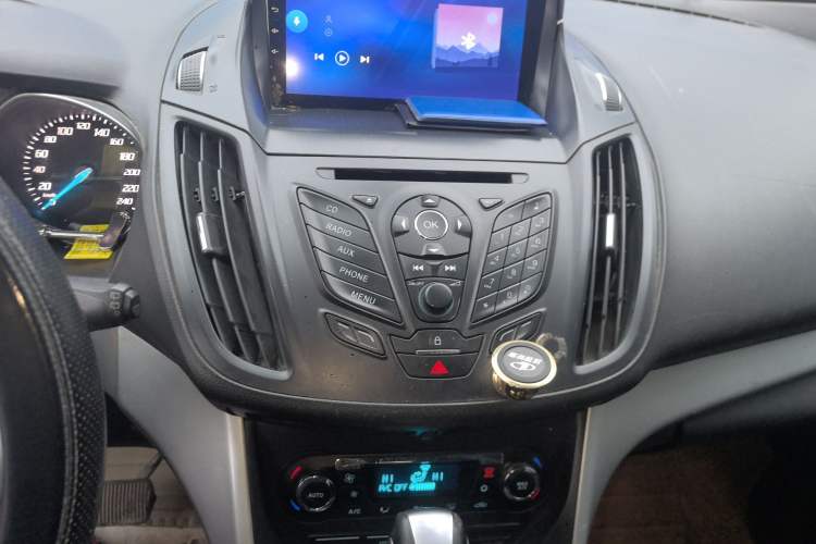 Used Ford Kuga 2013 1.6L GTDi Two-Wheel-Drive Trend Model