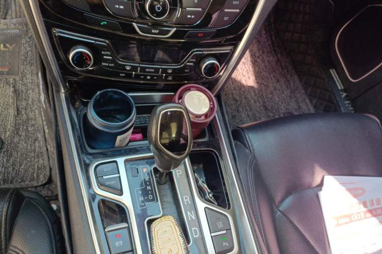 Used Geely Auto Emgrand GT 2016 2.4L Zunya Model Gear Lever