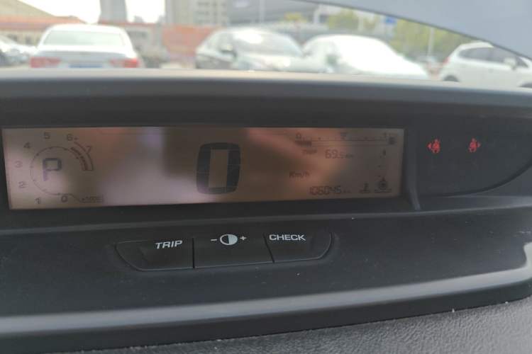 Used Citroen C-Quatre 2013 Sedan 1.6L Automatic Prestige Model Instrument Cluster