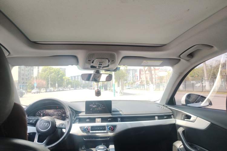 Used Audi A4L 2018 30th Anniversary Edition 40 TFSI Fashion Model