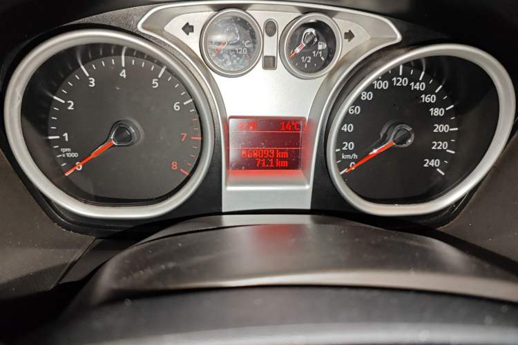 Used Ford Focus 2013 Hatchback Classic 1.8L Automatic Fashion Edition
