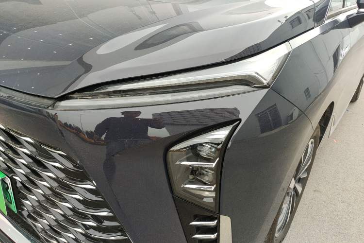 Used Buick GL8 New Energy 2026 Model Lu Zun Luxury Edition Left Front Headlight