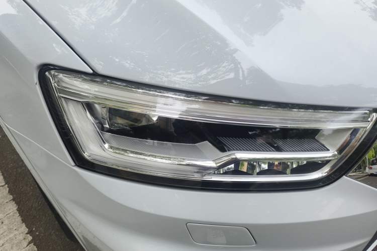 Used Audi Q3 2018 30 TFSI Fashion Edition Collector's Version Right Front Headlight