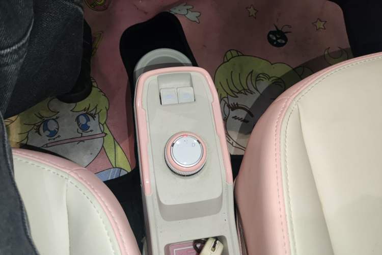 Used Chery QQ Ice Cream 2022 Taohuanxi Sweet Peach Edition