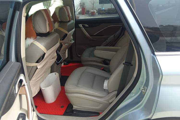 Used Geely Auto Jiajie 2019 1.5TD MHEV DCT Luxury Edition Left Rear Seat