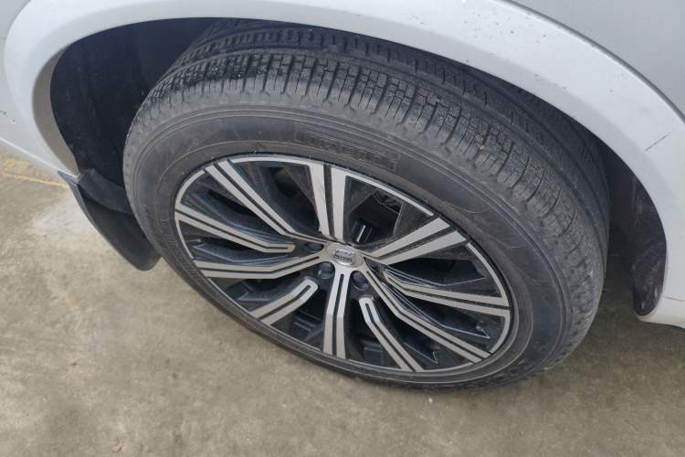 Used Volvo XC90 New Energy 2021 E-Drive Hybrid T8 Luxury Flagship 7-Seater
