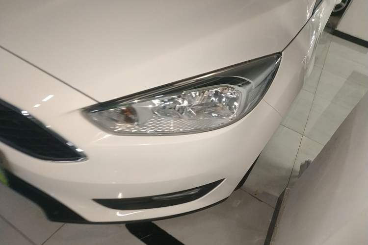 Used Ford Focus 2015 Hatchback 1.6L Automatic Comfort Model
