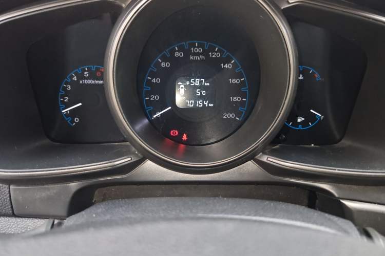 Used Oshan CX70 2016 1.6L Manual Luxury Model