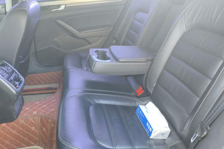 Used Volkswagen Passat 2016 330TSI DSG Luxury Edition
