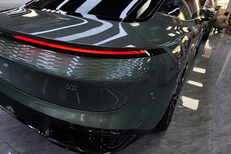 Used Zeekr 007 2025 Long-Range Rear-Wheel-Drive Intelligent Driving Version 100 kWh
