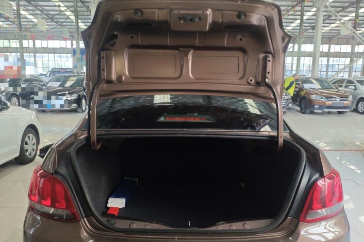 Used Peugeot 301 2017 1.6L Automatic Luxury Edition Trunk