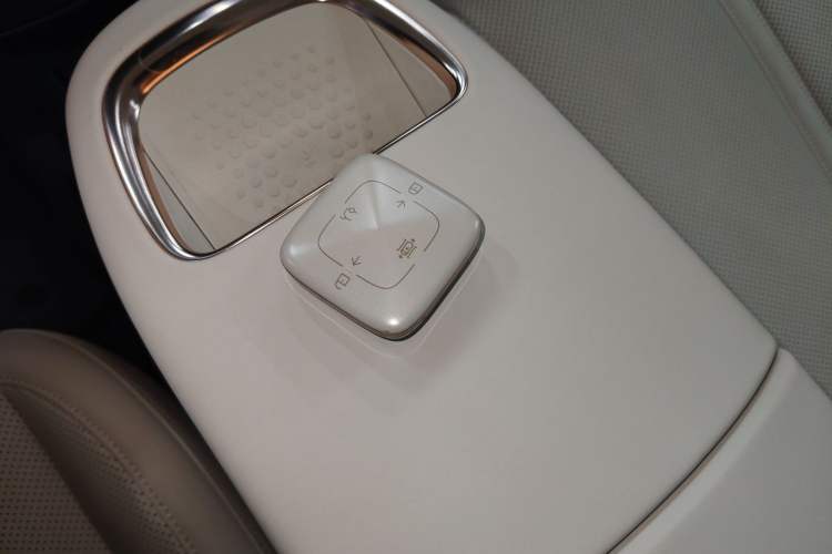 Used Zeekr X 2025 5-Seater Four-Wheel Drive Sport Version