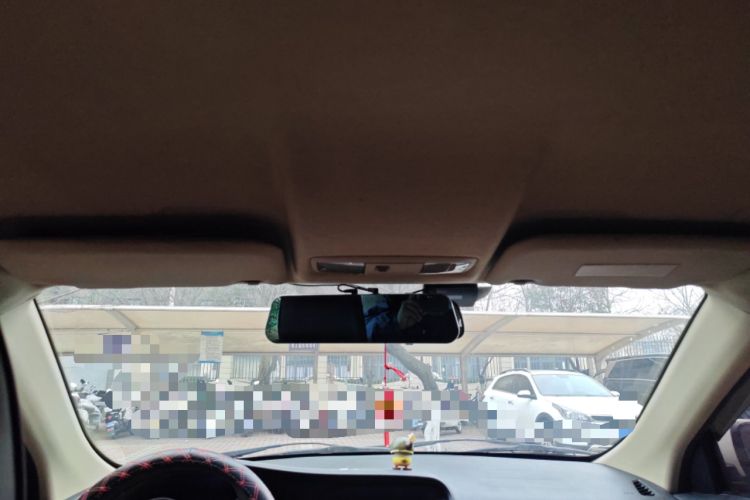 Used Soueast V5 Lingzhi 2014 1.5L Manual Comfort Model Headliner