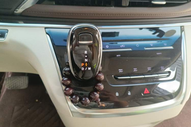 Used Buick GL8 2020 Land Business Class 652T Luxury Model