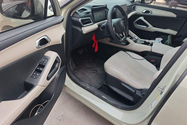 Used BYD Yuan UP 2024 401KM Leading Edition Driver Seat