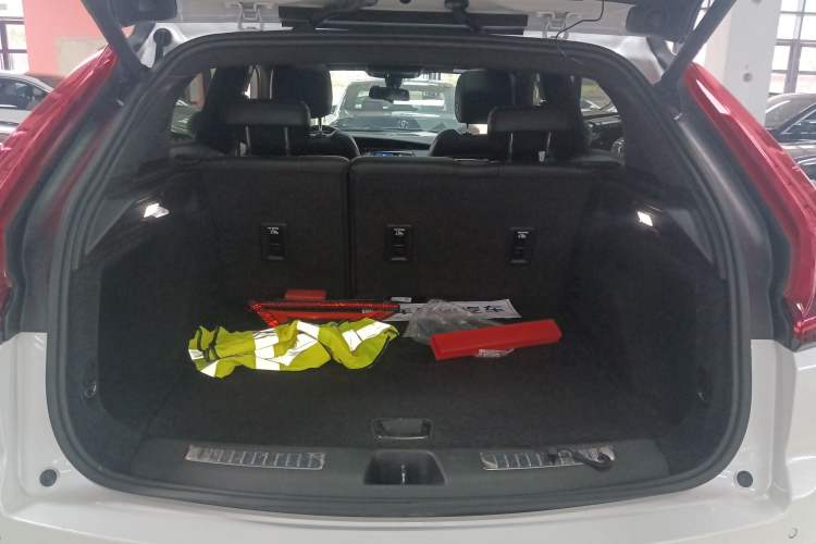 Used Cadillac XT4 2018 28T Two-Wheel Drive Leading Version