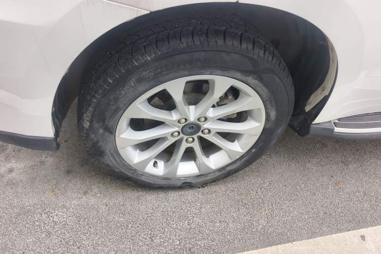 Used Haval H2 2018 Red-Label 1.5T Manual Two-Wheel Drive Elite Model
