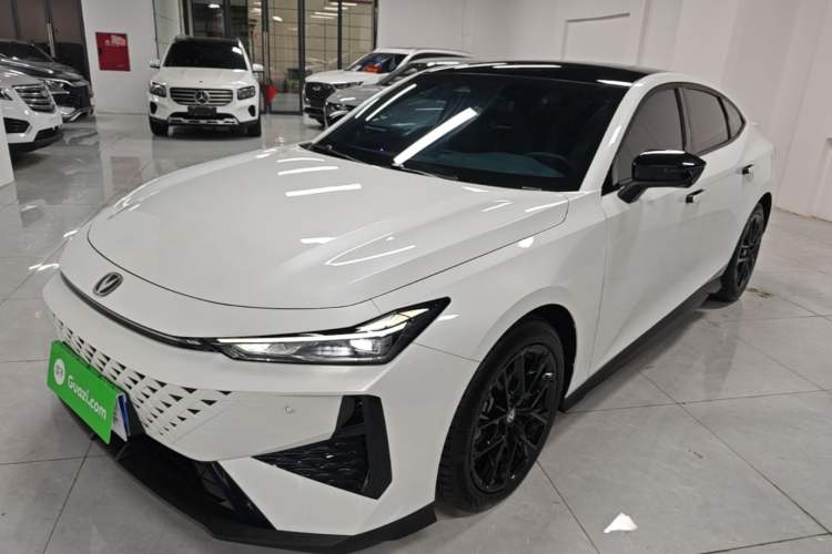 Used CHANGAN UNI-V 2024 1.5T Prestige Edition Guazi used car, China used car export, Used car for sale, Used cars, Cheapest cars for sale