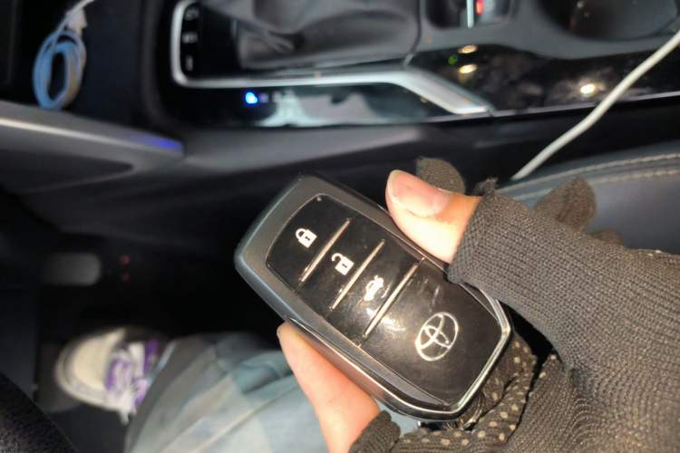 Used Toyota FRONTLANDER 2022 2.0L CVT Luxury Edition
