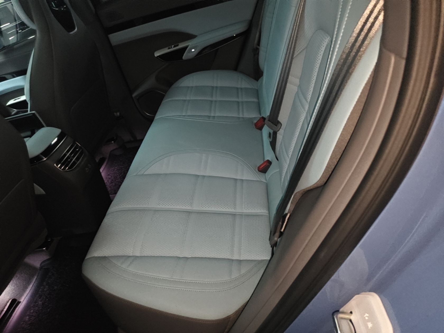 Hongqi Tiangong 08 2025 605 Smart Selection Edition — снимка 20
